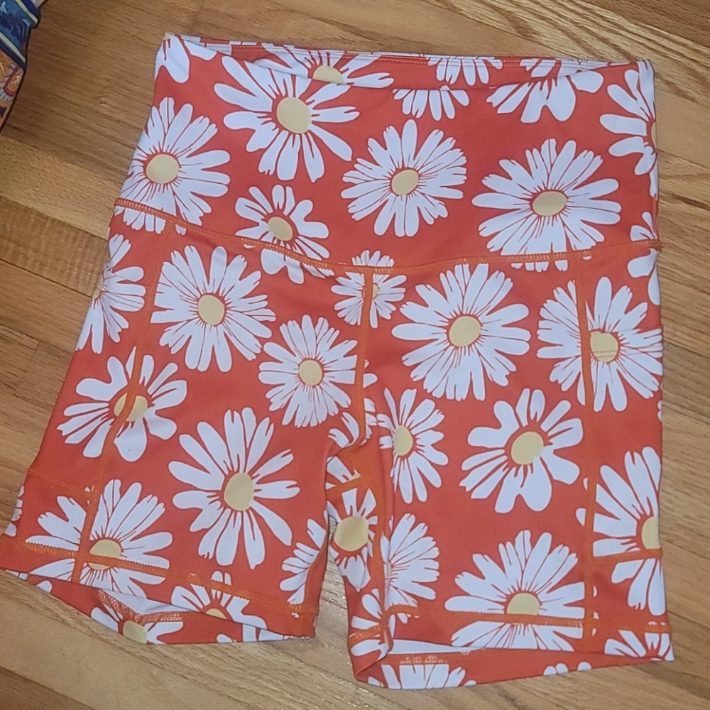 Daisy biker shorts